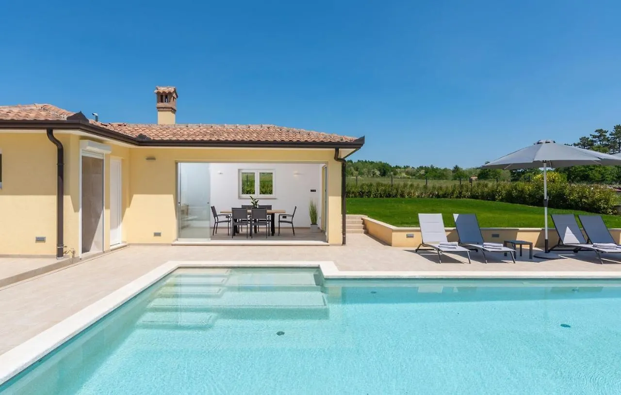 Holiday House Mateo With Private Pool Stari Pazin
