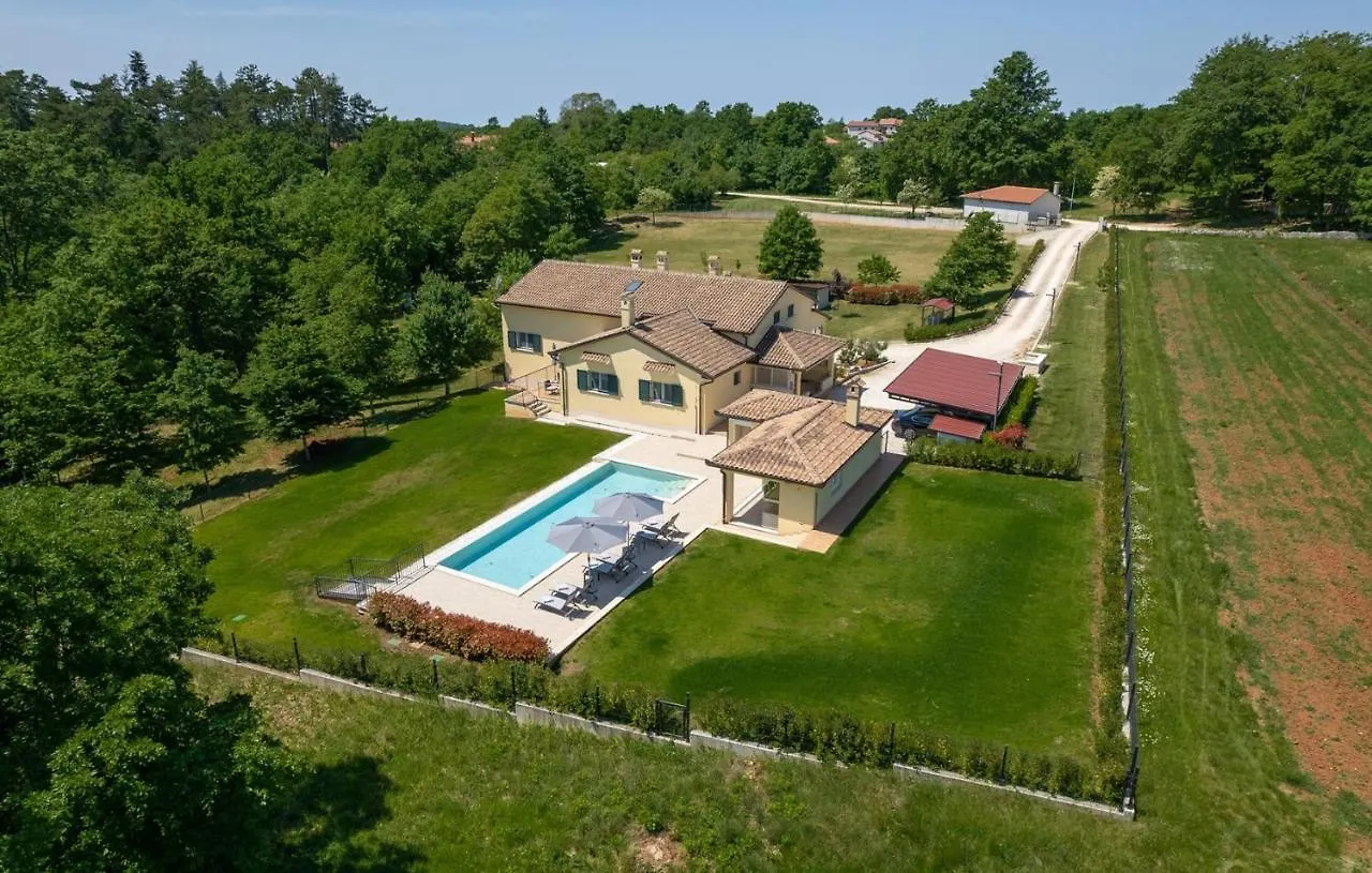 Holiday House Mateo With Private Pool Stari Pazin