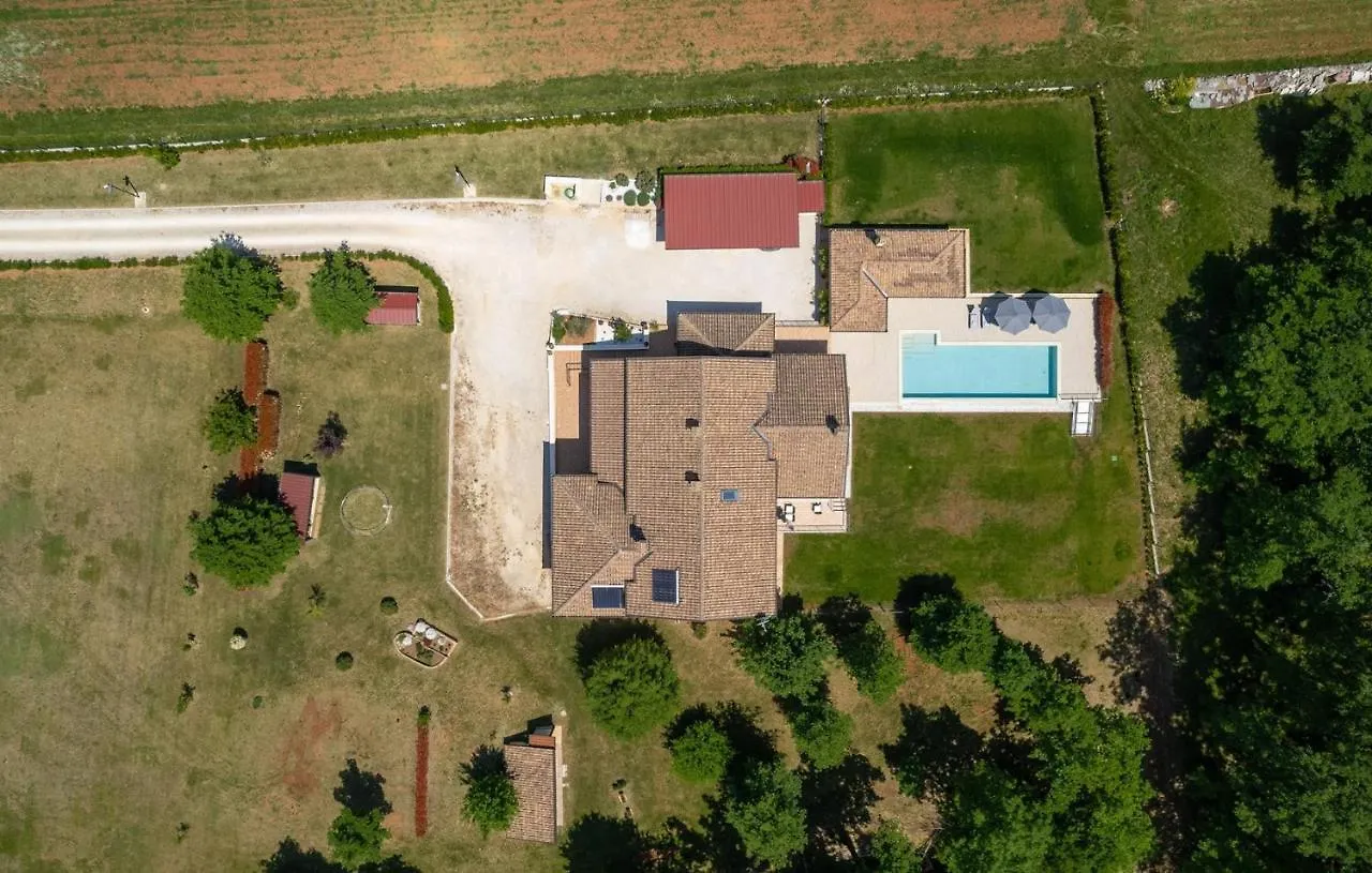 Holiday House Mateo With Private Pool Stari Pazin