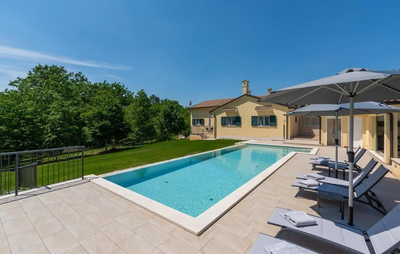 Holiday House Mateo With Private Pool Stari Pazin 0*,