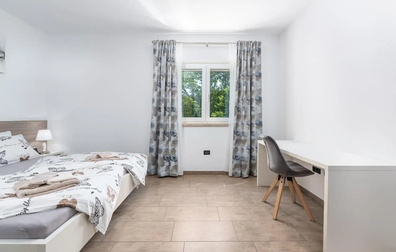 Vakantiehuis Holiday House Mateo With Private Pool Stari Pazin