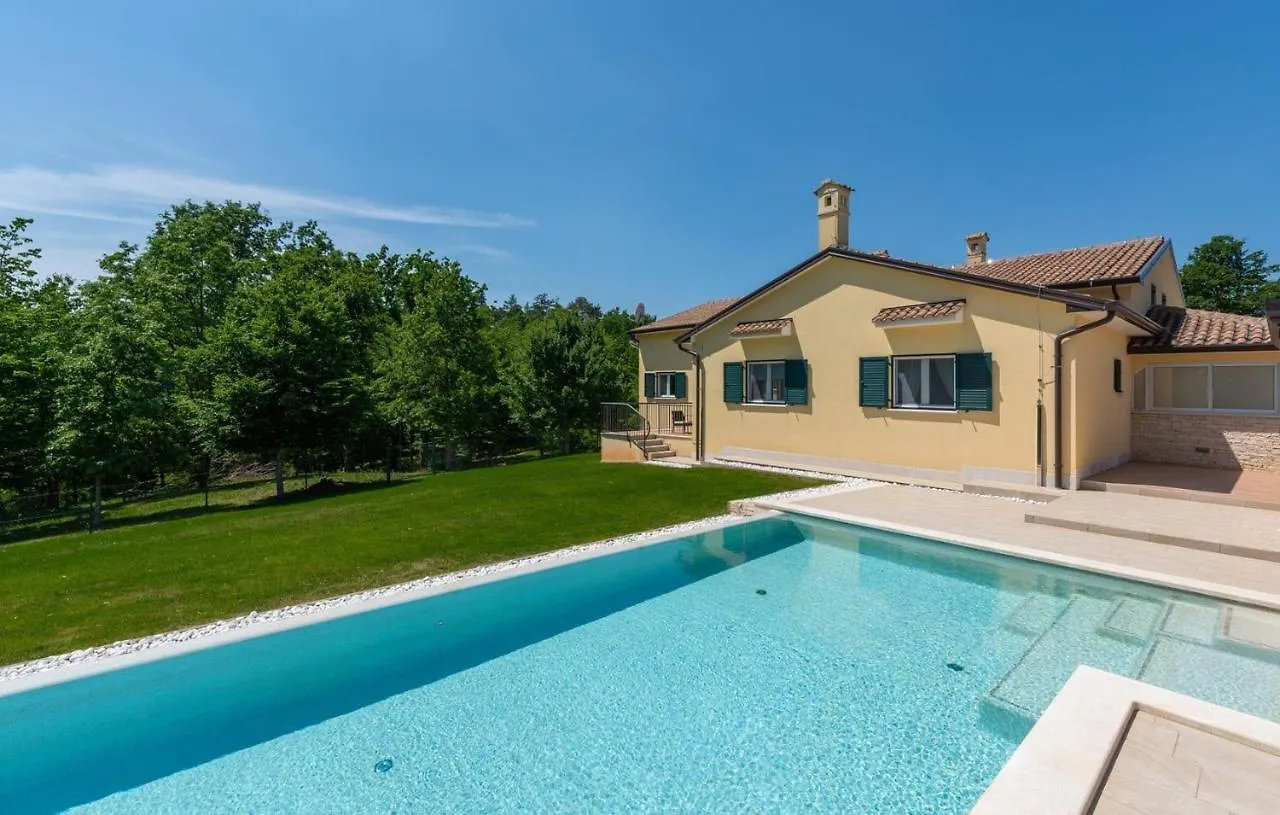 Holiday home Holiday House Mateo With Private Pool Stari Pazin